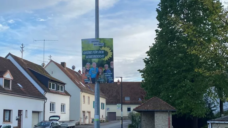 Unsere ersten Plakate hängen