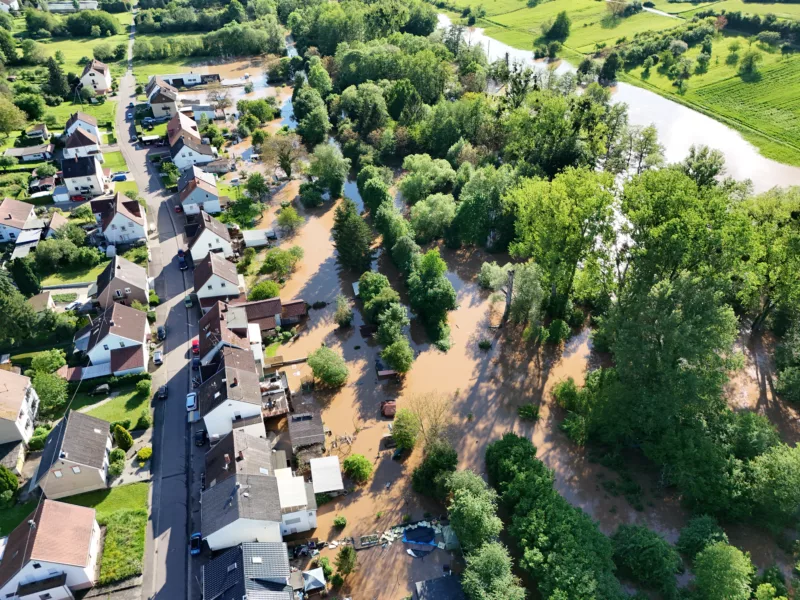 Luftbild der überfluteten Gärten entlang der Blies. Foto: F. Krupp